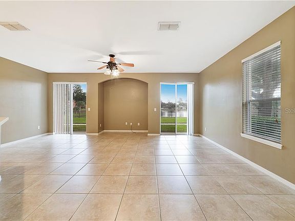 3rd image of 2431 Pine Oak Trl
