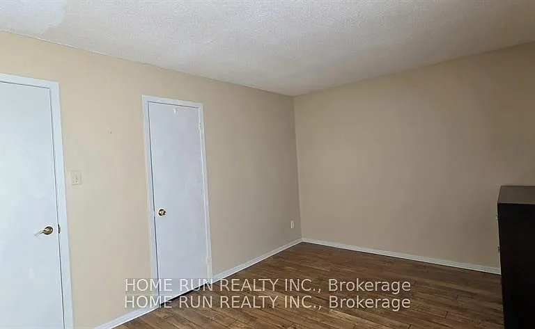 1994 Greenway Park Ln — Photo 13
