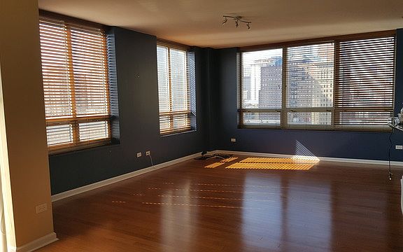3rd image of 1111 S Wabash Ave APT 1406