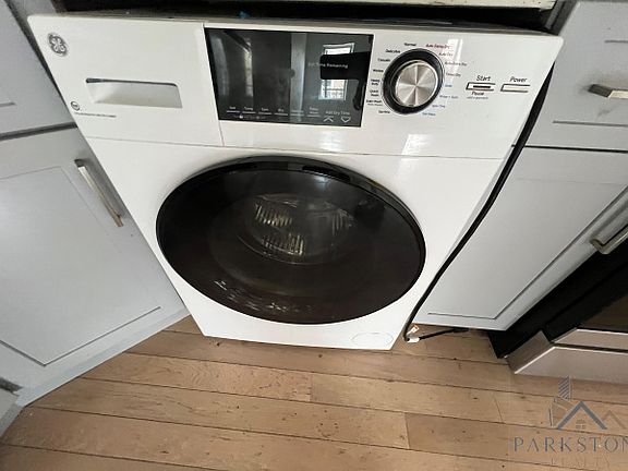 5th image of 11 Gifford Ave APT 5