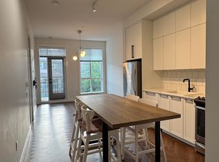 14968 101a Ave #309, Surrey, BC V3R 0T1