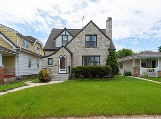 1623 Monroe Ave, South Milwaukee, WI 53172