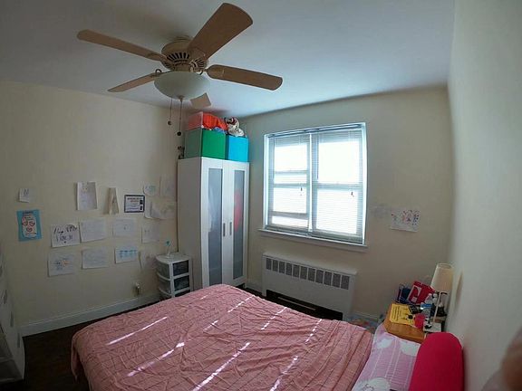 5th image of 6751 152nd St Fl 2