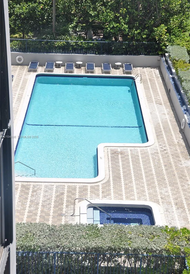 8877 Collins Ave — Photo 4