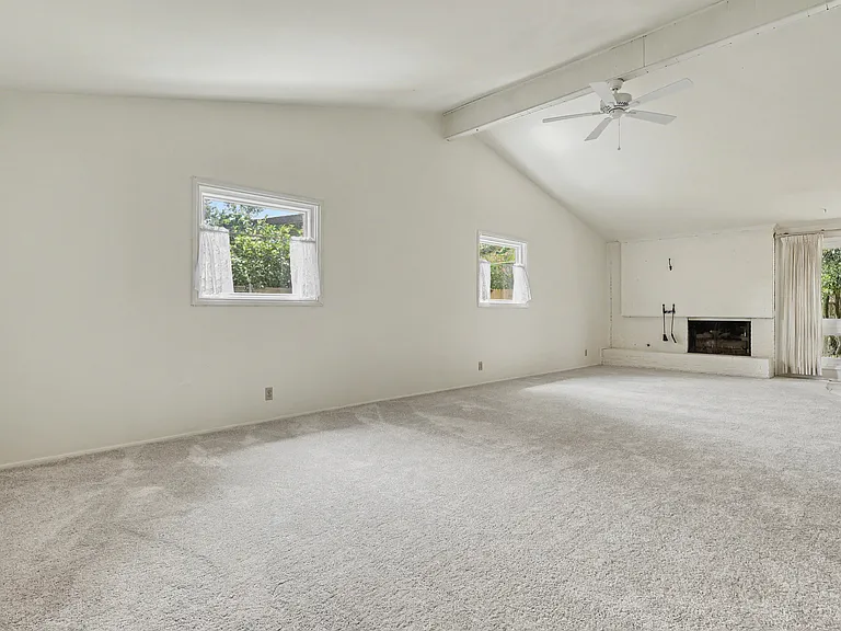 807 Edgefield Dr — Photo 10