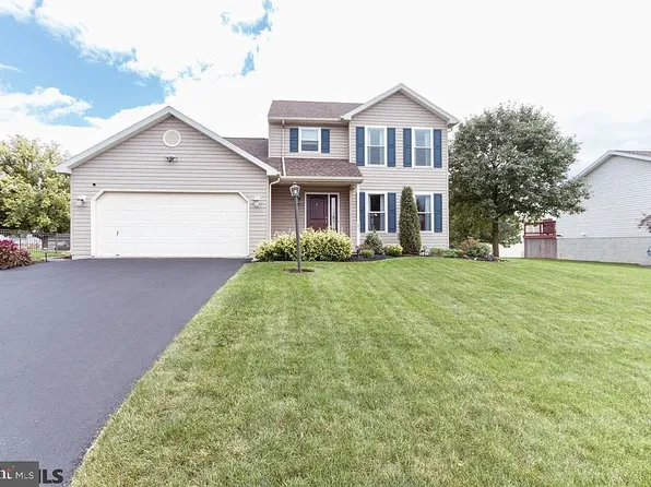 241 Steeplechase Dr, Bellefonte, PA 16823