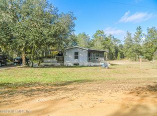 127 Michael Ave, Interlachen, FL 32148