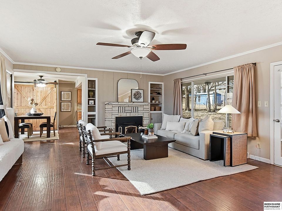 7634 Maple St, Omaha, NE 68134 | Zillow