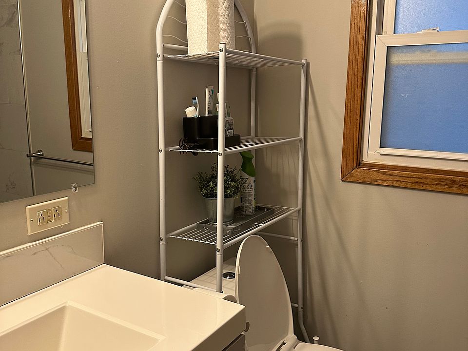 2nd image of 1038 W Taylor St #2