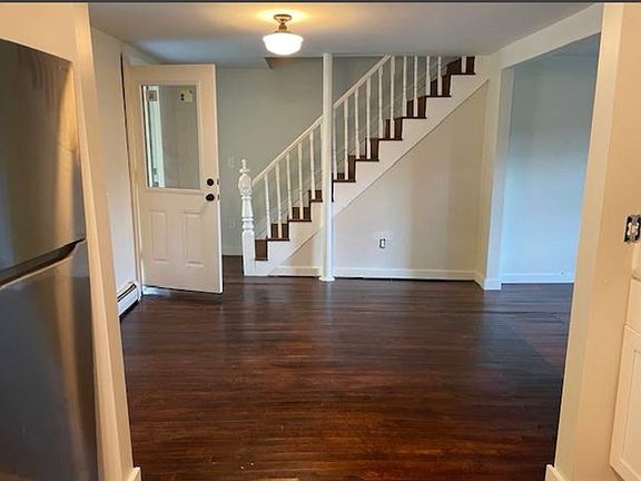 3rd image of 104 Pluss Ln