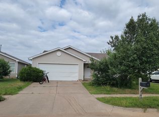1004 Tulip Dr, Yukon, OK 73099