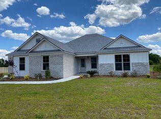 6017 Union Springs Dr, Hahira, GA 31632