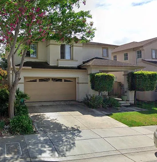 13 Monterey Vista Dr — Photo 1
