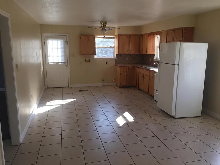 309 Cross St — Photo 2