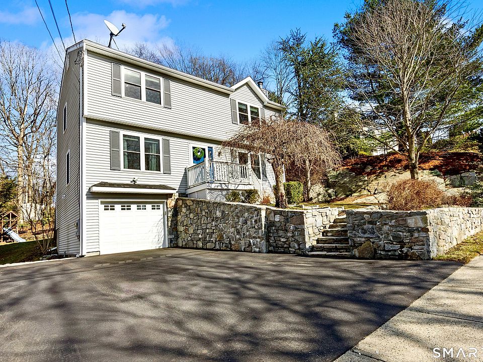 1st image of 28 Ridge Lane