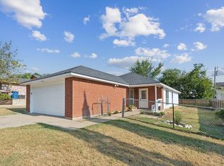 4468 Brandon St, Dallas, TX 75211
