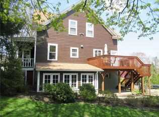 16 Lansing Ave, Trumbull, CT 06611