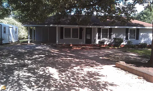 565 Womack Rd Photo 1