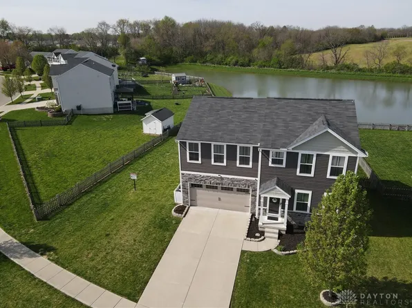 1192 Shannon Ln, Xenia, OH 45385