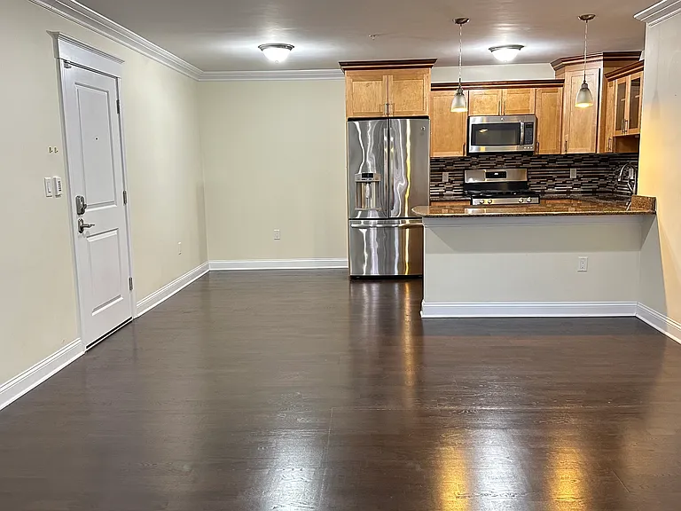 39 Fayette St #102 — Photo 10