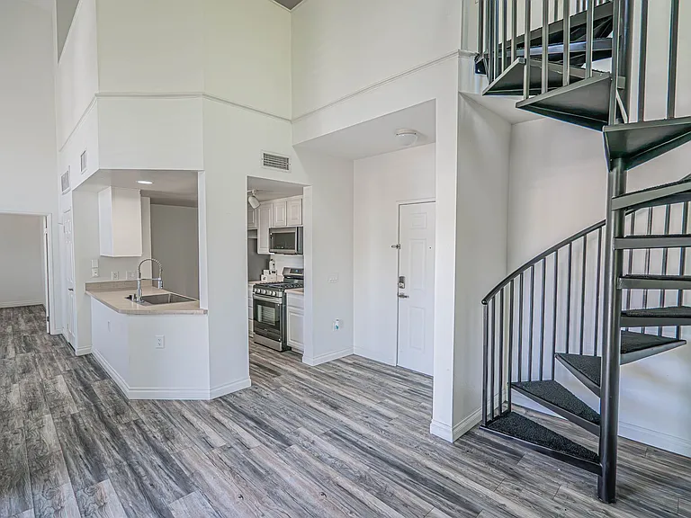 20000 Plum Canyon Rd #622 — Photo 6