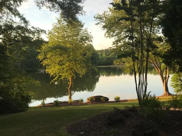 (undisclosed Address), Moore, SC 29369