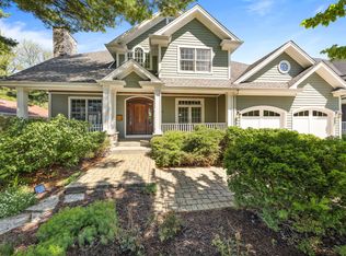 4513 Stonewall Ave, Downers Grove, IL 60515