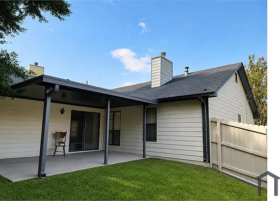 3 bed, $1,900 — Photo 3