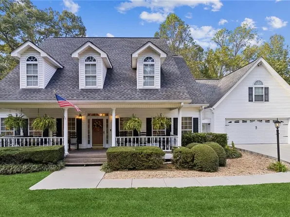 3321 Skyview Dr, Lithia Springs, GA 30122
