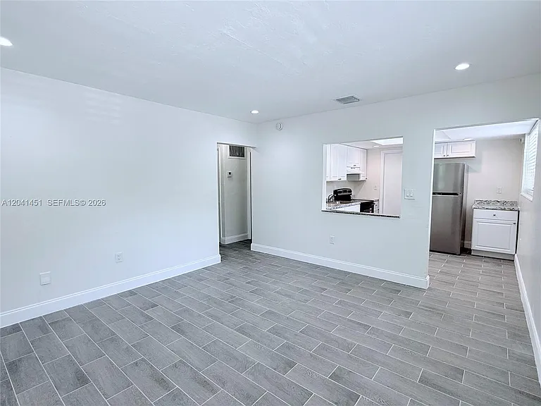 2470 NE 182nd Ter #1 — Photo 14