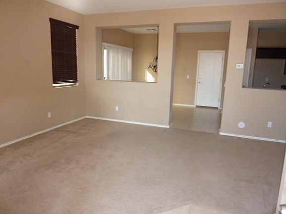 4th image of 86 E Palomino Dr