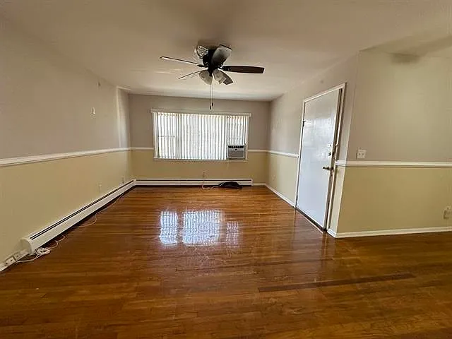 374 Cator Ave #2 — Photo 7