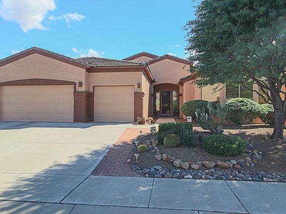 2nd image of 1071 W Mountain Nugget Dr