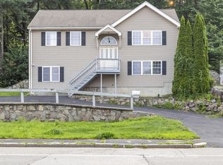 442 Lake Ave, Worcester, MA 01604