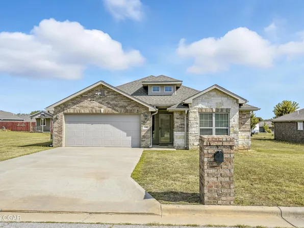 739 Sheridan St, Carthage, MO 64836