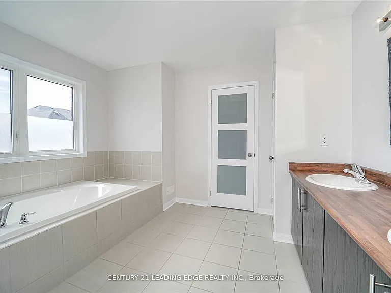 75 Henry Smith Ave — Photo 33