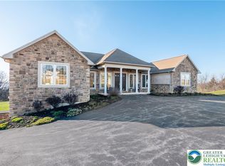 8419 Carpet Rd, New Tripoli, PA 18066