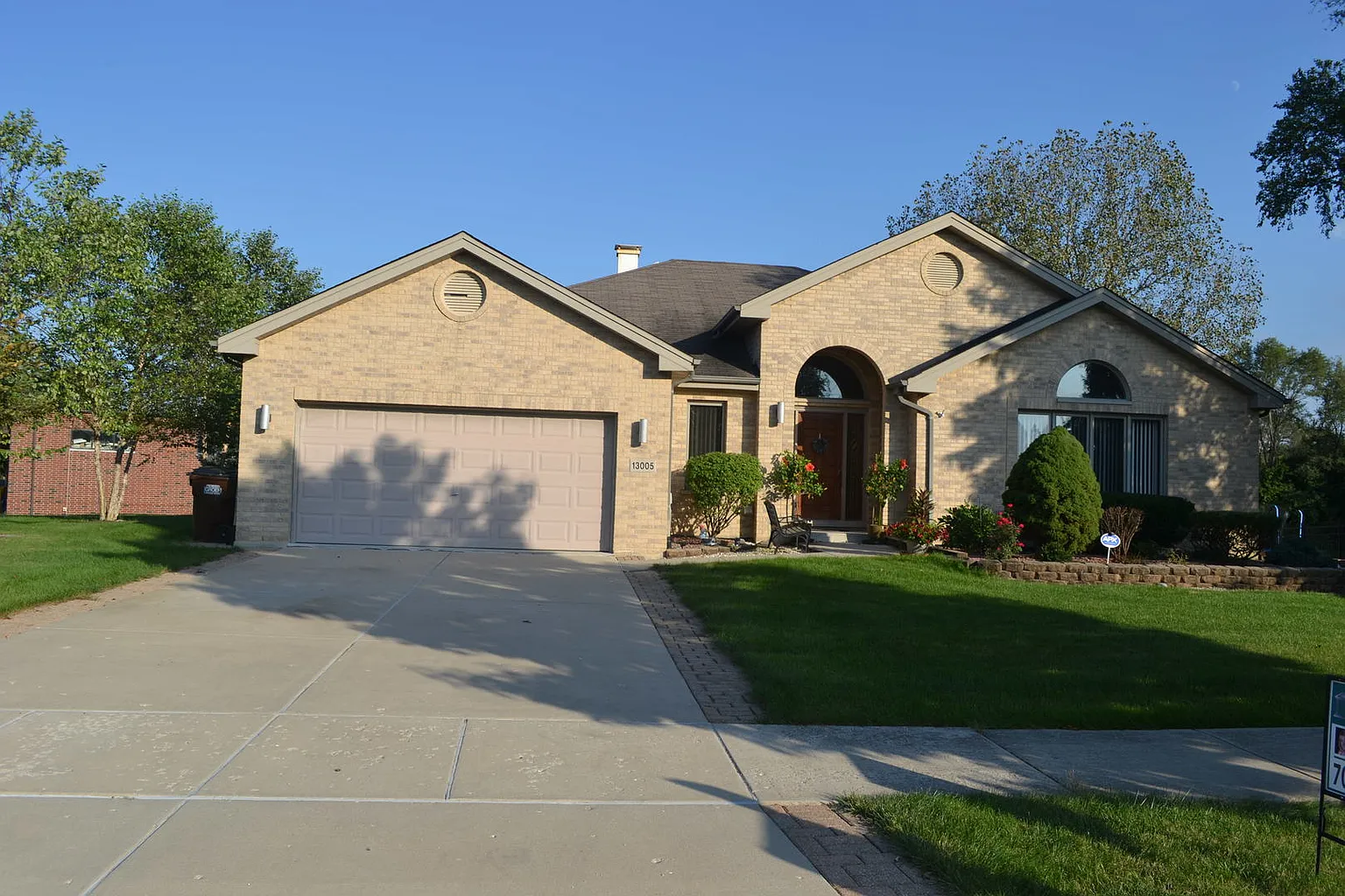 13005 Ridgewood Dr photo 1