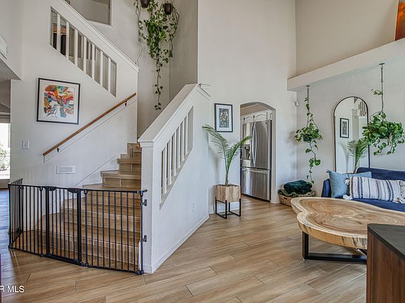 5th image of 729 Portillo Dr