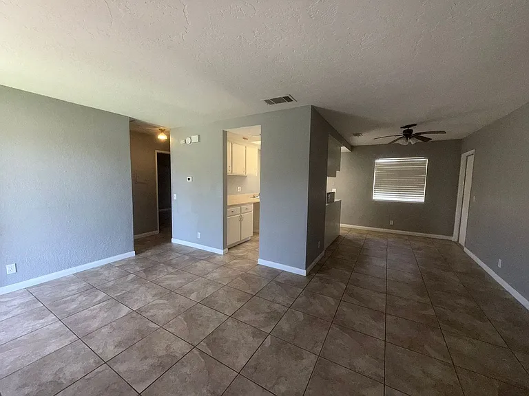 13340 Navajo Rd — Photo 5