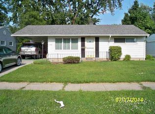 1326 Manchester Dr, South Bend, IN 46615
