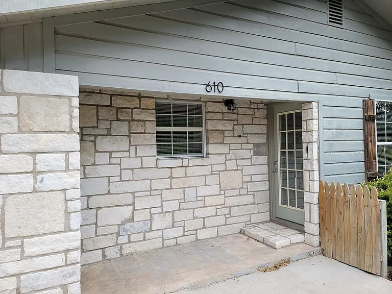 610 Rees St — Photo 2