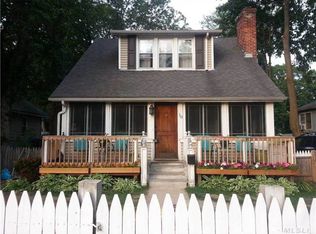 10 8th Ave, Huntington Station, NY 11746