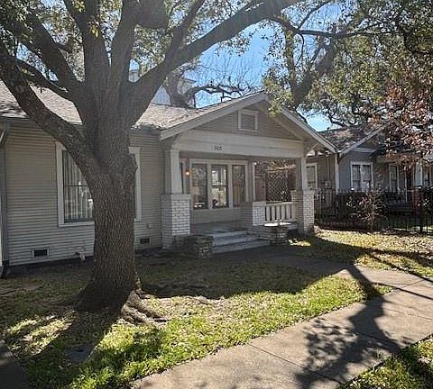 2nd image of 805 Bomar St