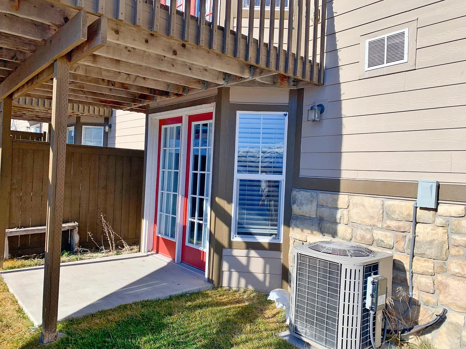 2198 E Whitekirk Way — Photo 3