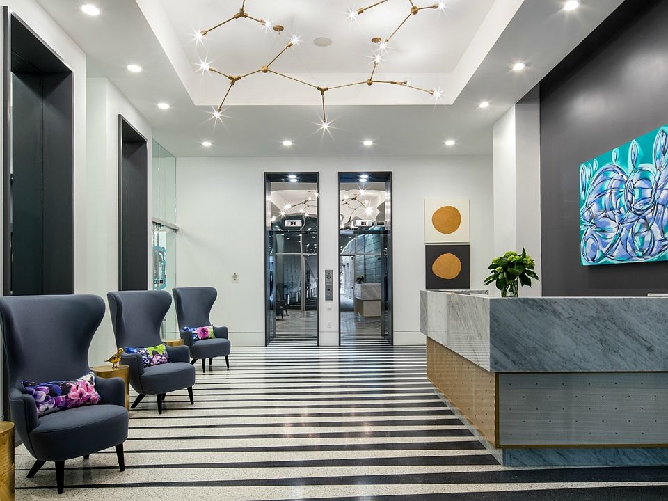 Beacon at South Market Lobby