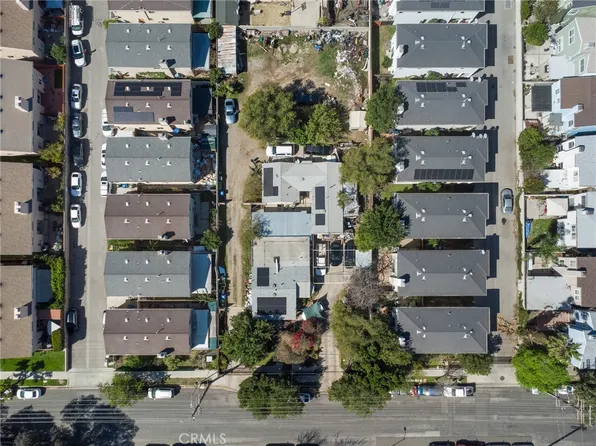 9237 Cedros Ave, Panorama City, CA 91402