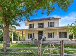 26 Old Ledgewood Rd, Flanders, NJ 07836