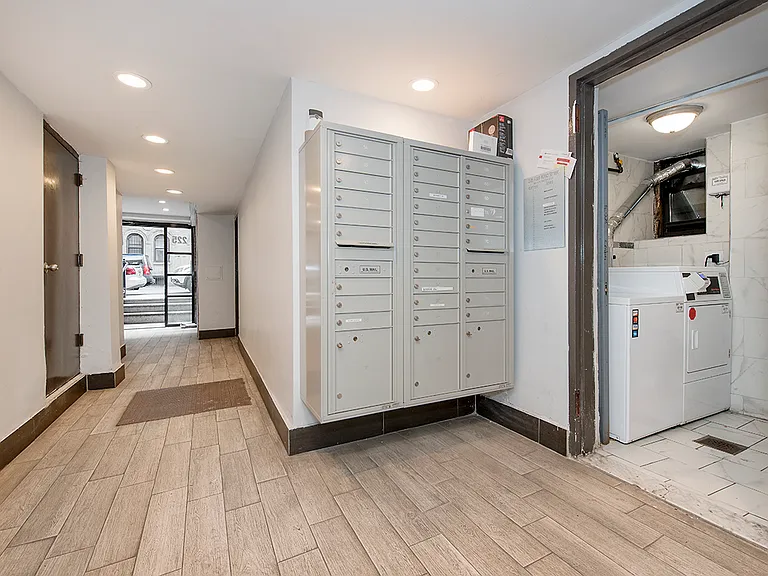 225 E 82nd St #3-A — Photo 7