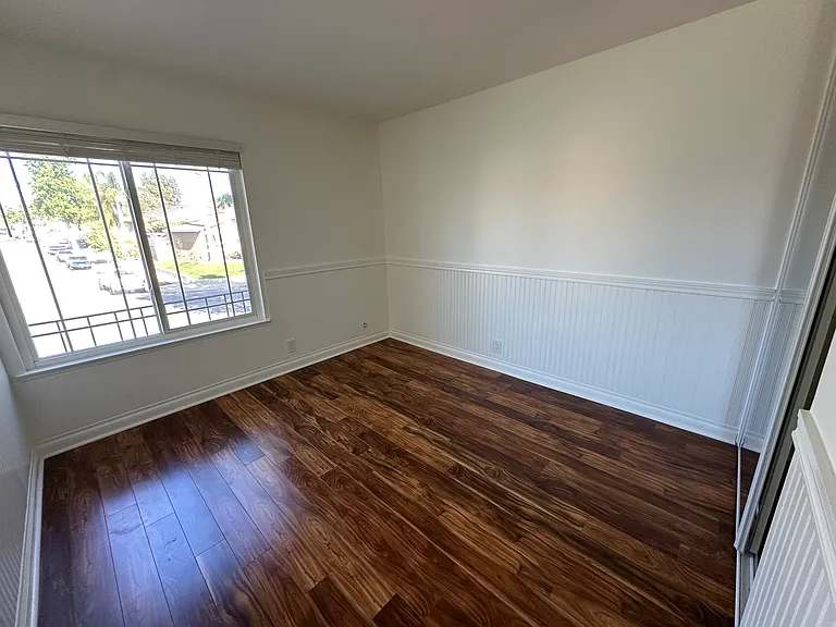 BEDROOM #4